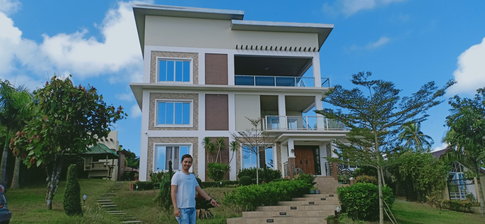 Coffee Resort in Amadeo by Olivia’s Coffee Estate