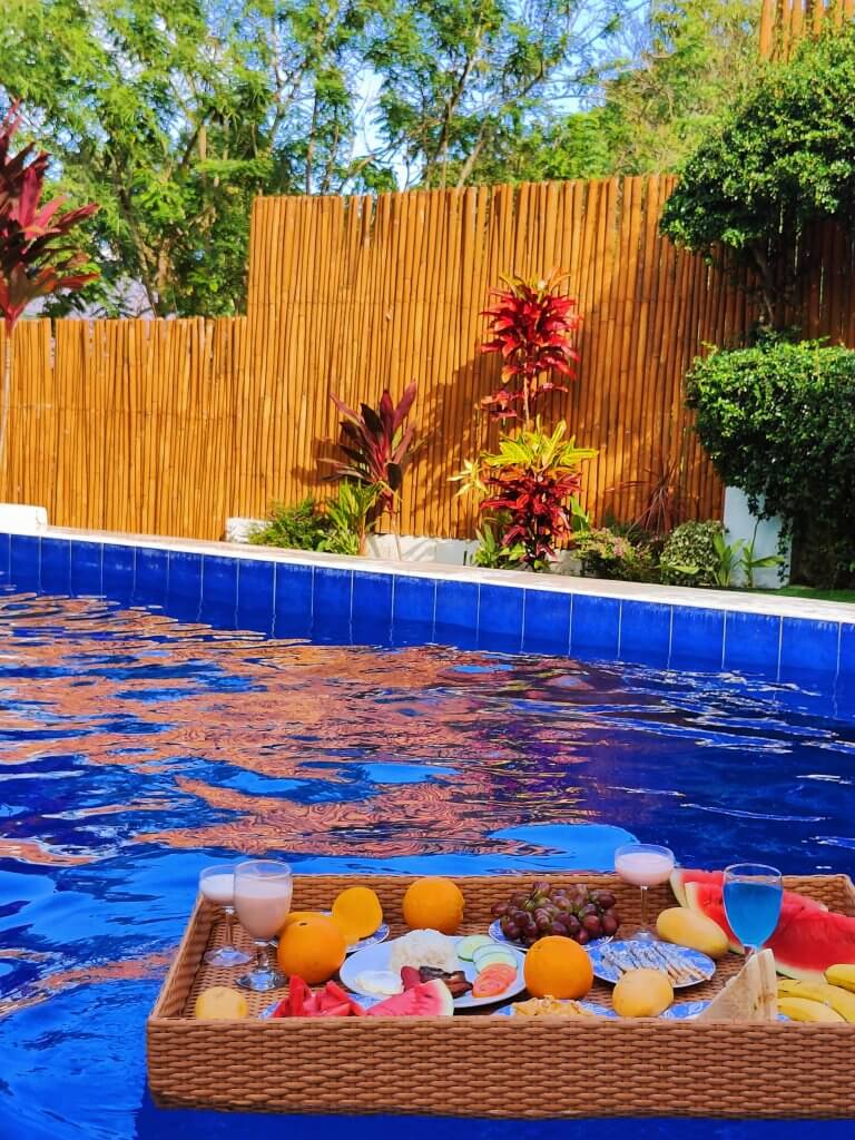 Suites and Resort in Amadeo