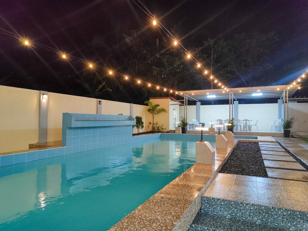 Discover the Ripple Rush Resort in Alfonso