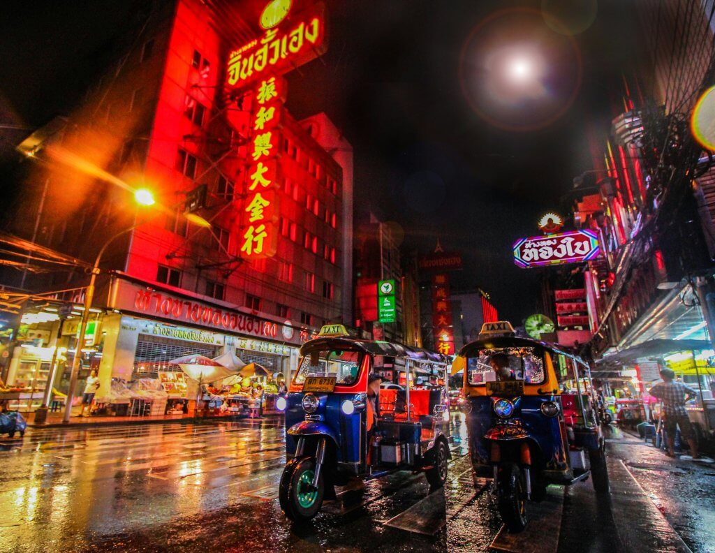 Bangkok's Culinary Charms A Food Lover's Guide to Thai Treats