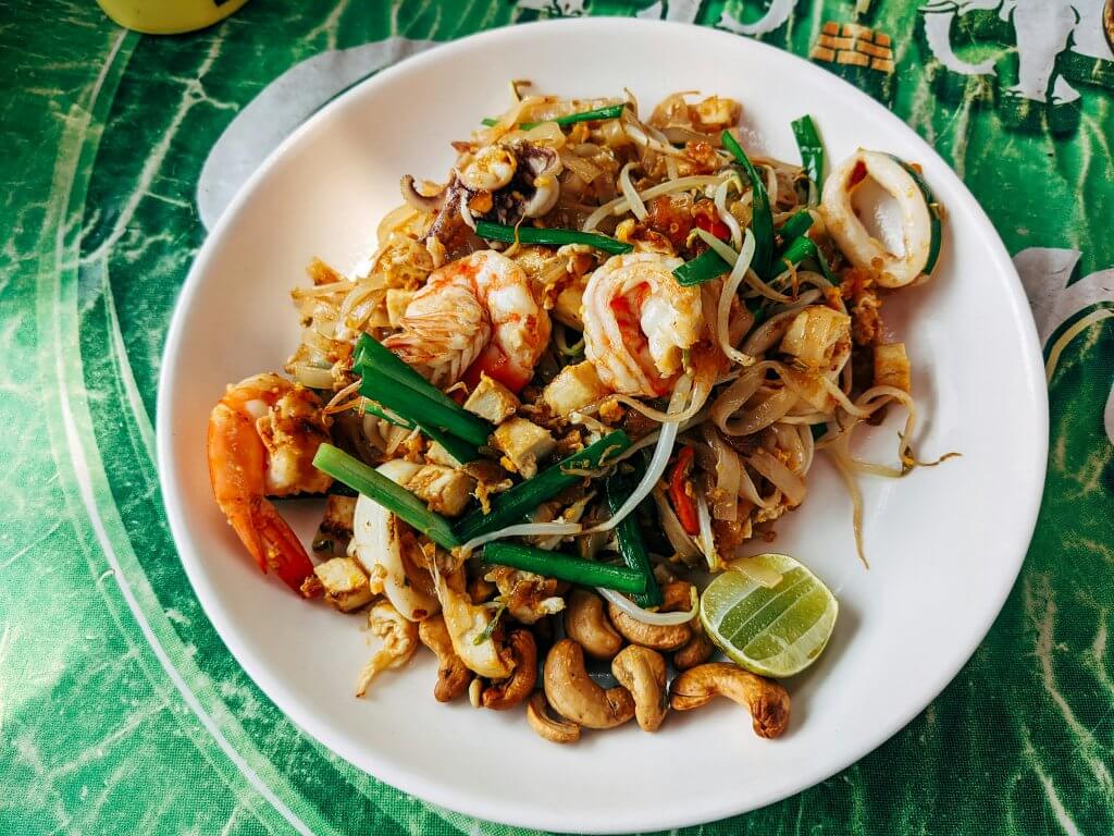 Bangkok's Culinary Charms A Food Lover's Guide to Thai Treats