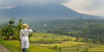 Soft Life vs. Hustle Culture: Why Filipinos Are Choosing Peace Over Pressure
